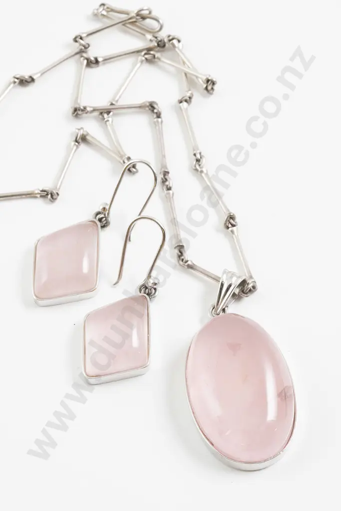Pair 9ct White Gold Rose Quartz Pendant Earrings Image 1++