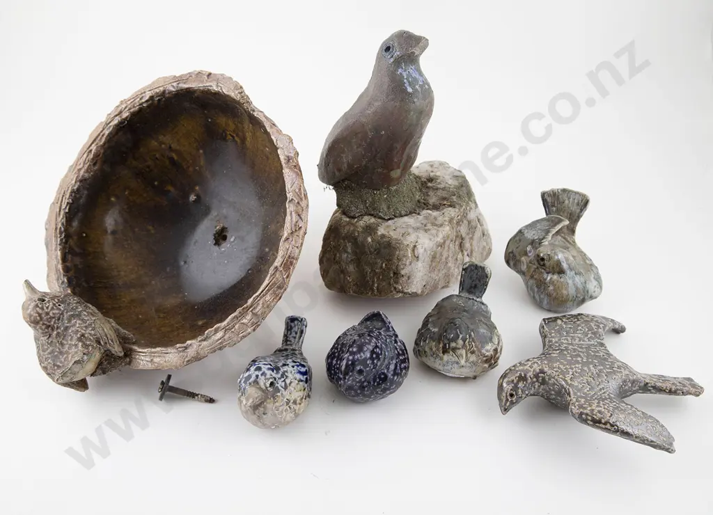 Six Murial Moody ceramic birds & bird bath Image 1++