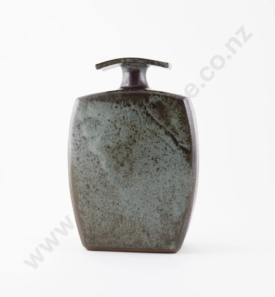 Bruce Martin Vase Image 1++