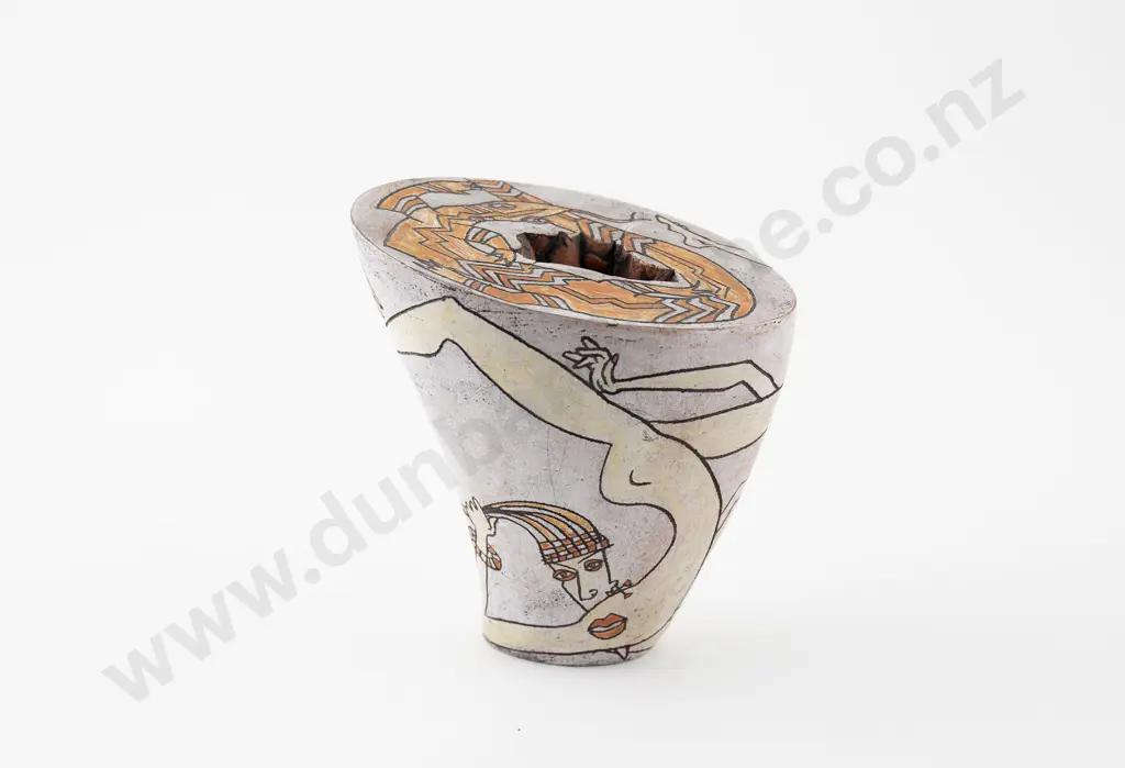 Paul Wotherspoon Sculptural Vase Image 1++