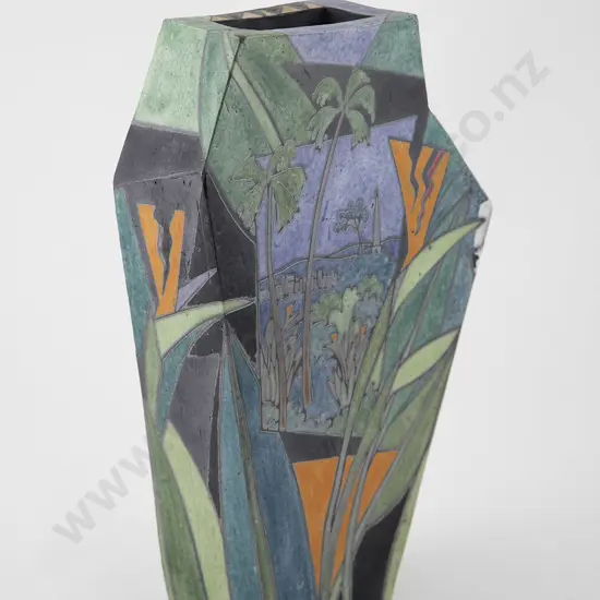 Lynda Harris Geometric Vase