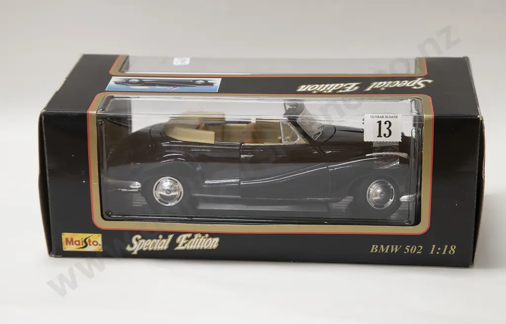 Boxed Burago Die Cast Model Image 1++