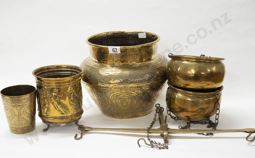 Quantity of Brassware Including hanging Planters etc Image 1++