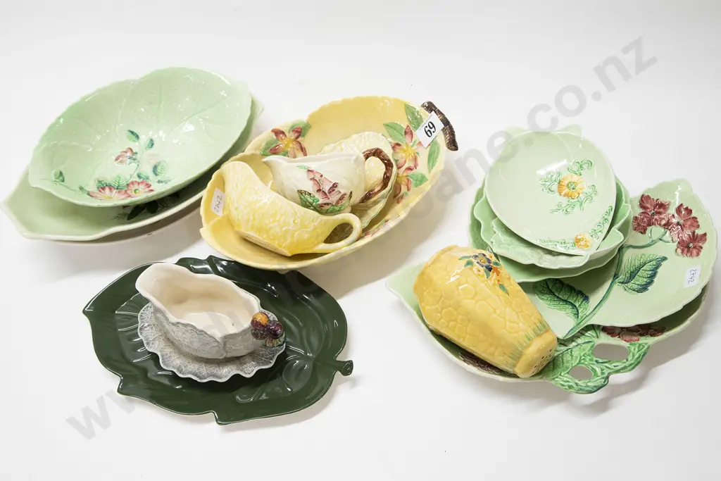 Quantity of Carlton Ware Decorative China Image 1++