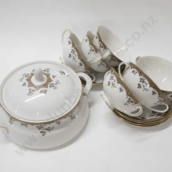 Royal Doulton 'Linwood' Pattern Soup Set
