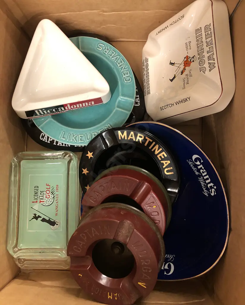 Box of Assorted Alcohol Advertising Ashtrays Image 1++