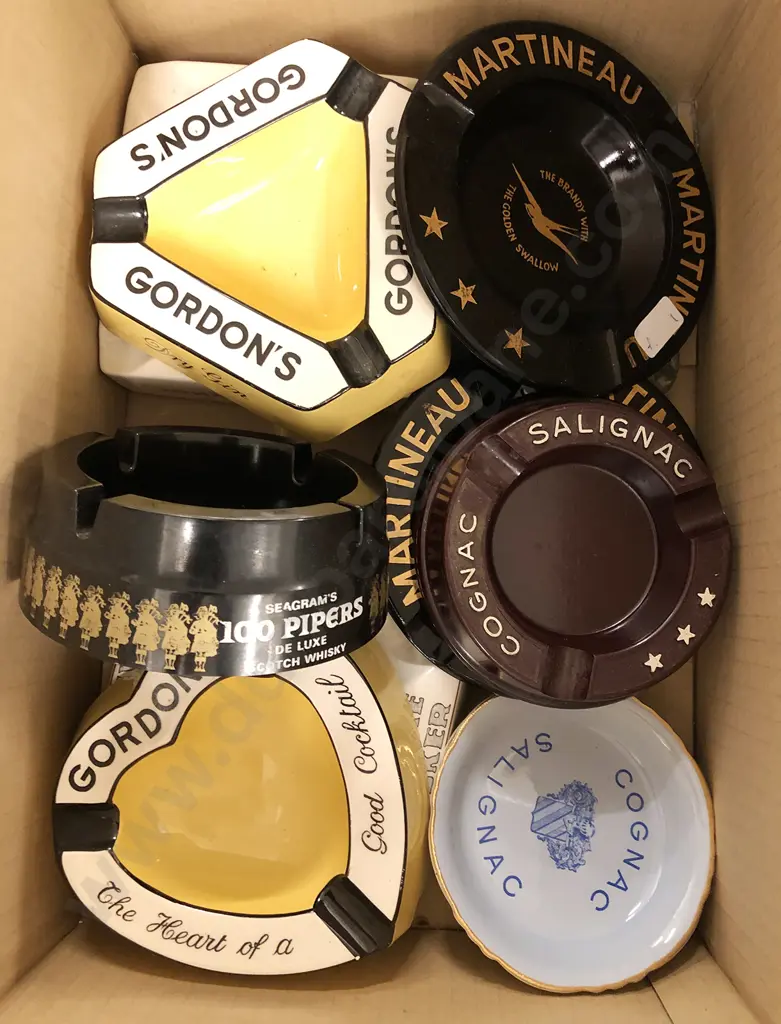 Box of Assorted Alcohol Advertising Ashtrays Image 1++