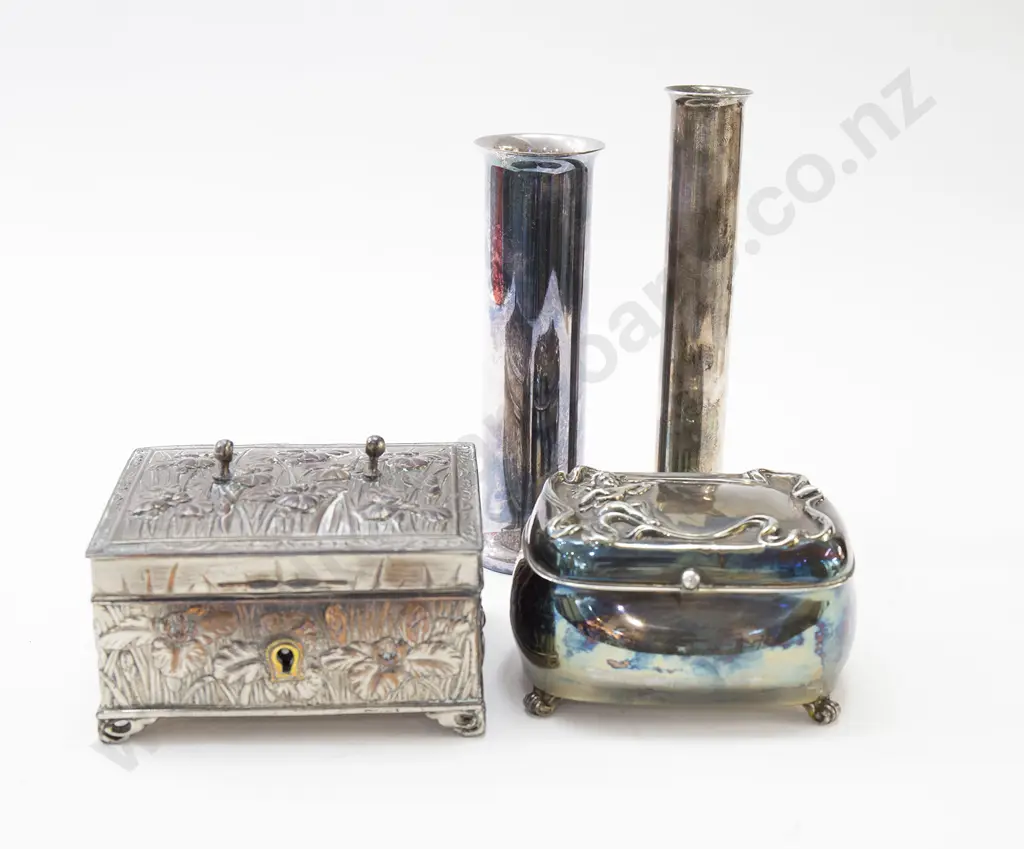 Two S/P Specimen Vases and Two Trinket Boxes (one AF) Image 1++