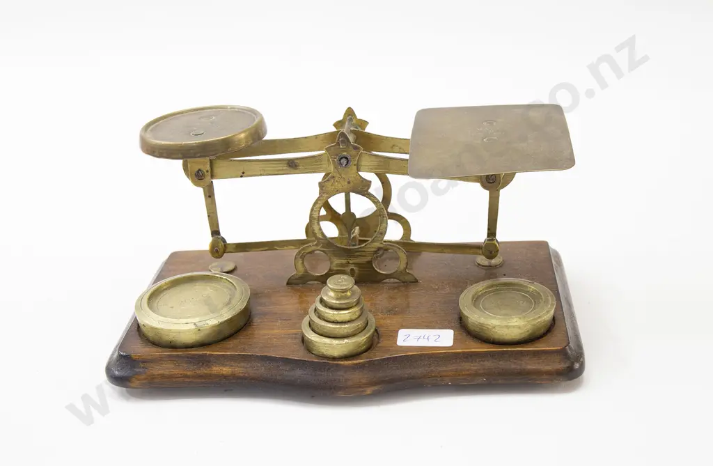 Brass Postal Scales and Weights Image 1++