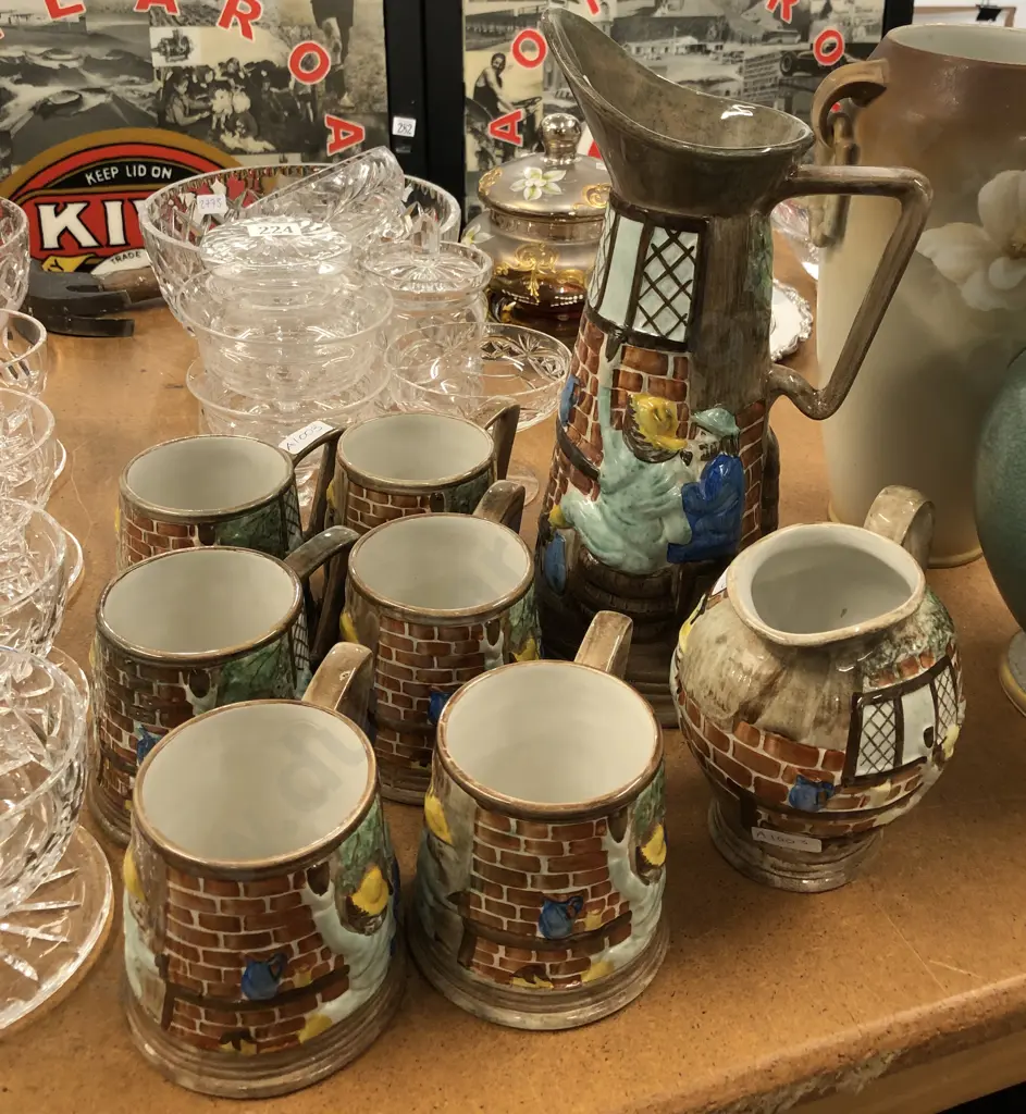 E Radford Ale Jug and Six Mugs Image 1++