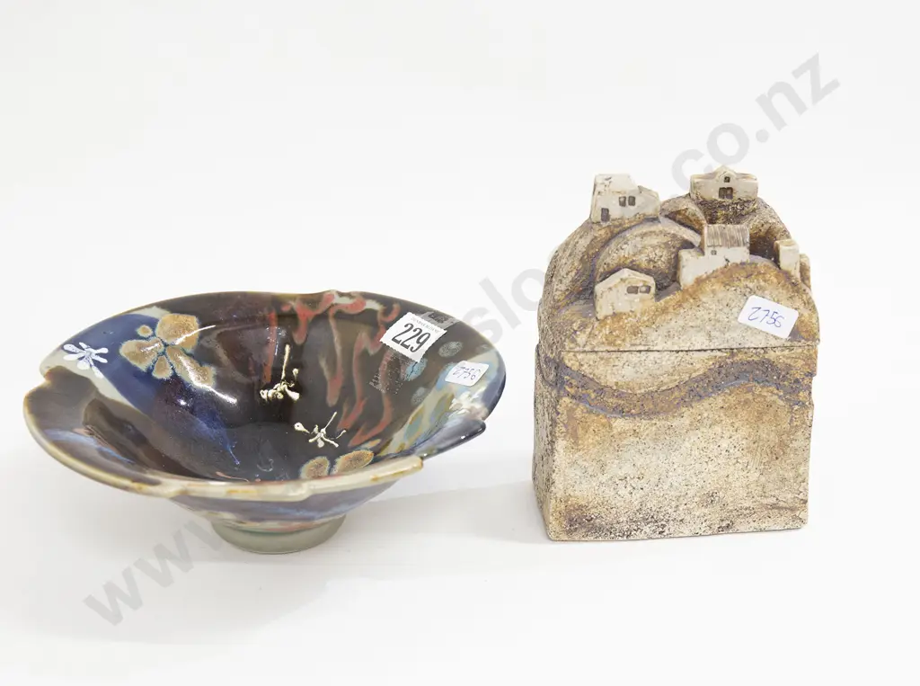 NZ Pottery Lidded Container and Glazed Bowl Image 1++