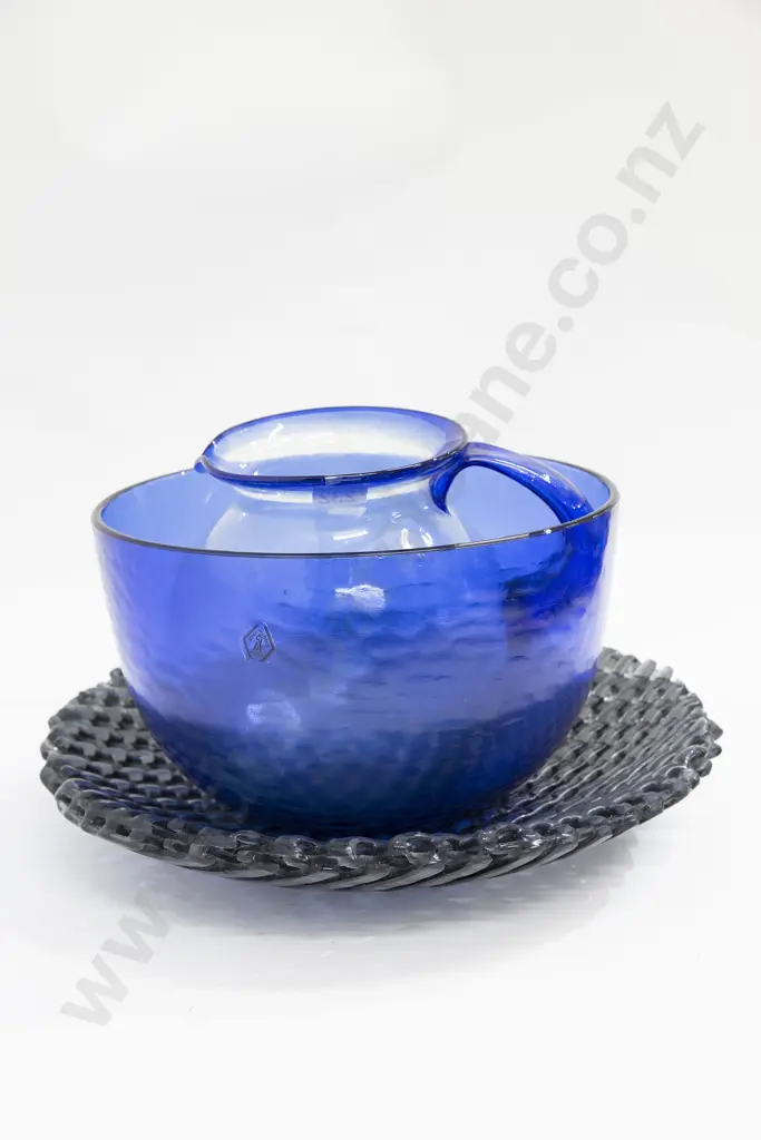 Lattice Glass Bowl Together with Spanish Glass Jug and Bowl Image 1++