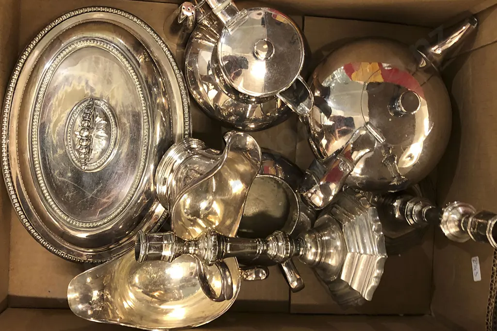 Box of Mixed S/P Incl Entree  Dish and Candlesticks Image 1++