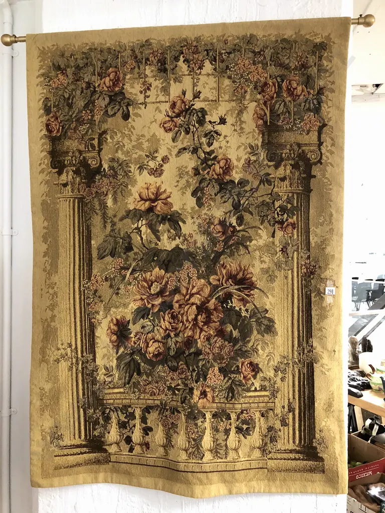 Floral Tapestry Wall Hanging Image 1++