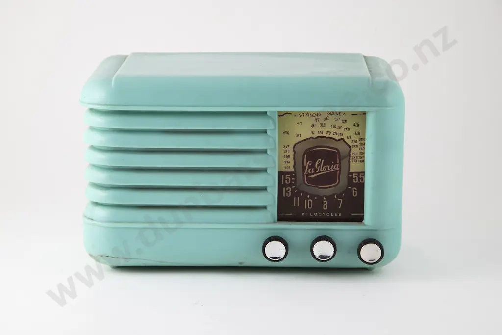 La Gloria Turquoise Bakelite Radio Image 1++