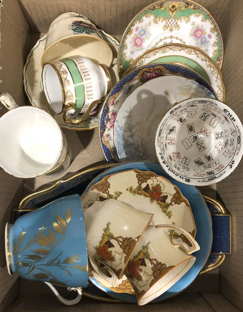 Box of Assorted China incl Ginger Jars and Satuma Vase Image 1++