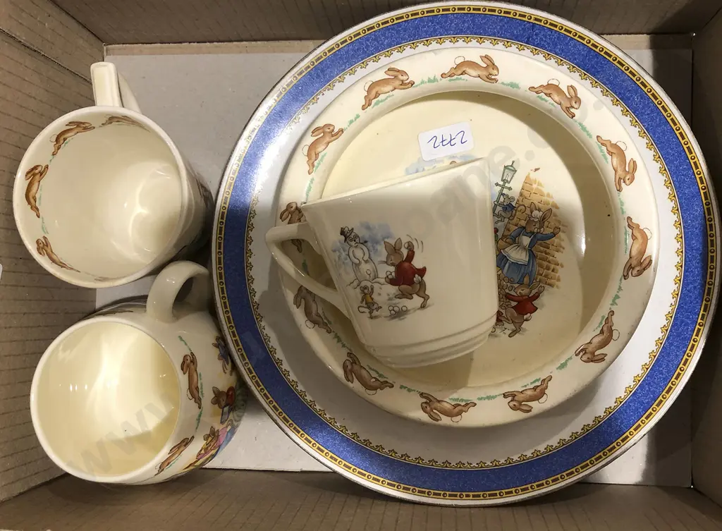 Small Box Mostly Bunnykins China Image 1++