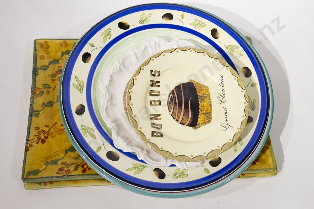 Quantity of Assorted Platters and Serving Plates Image 1++