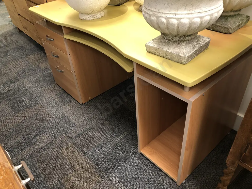Modern Computer Desk Image 1++