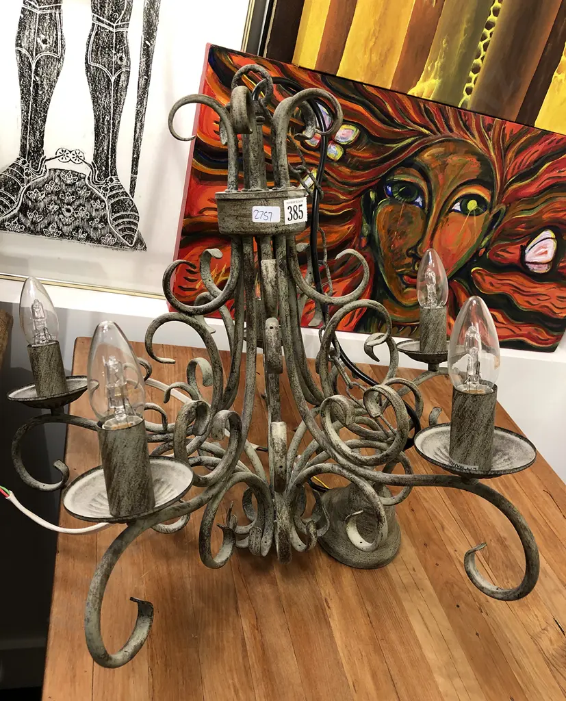 Wrought Metal Style Chandelier Image 1++