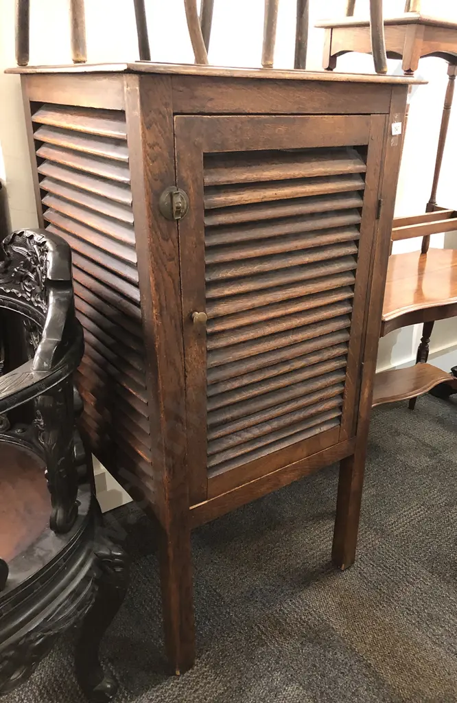 Edwardian Oak Louvre Sided Food Cupboard Image 1++