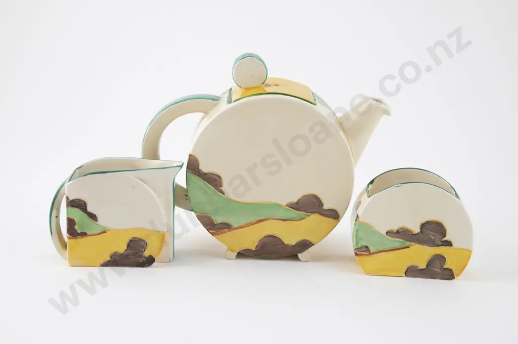 Clarice Cliff Bizarre Secrets Pattern Three Piece Teaset Image 1++
