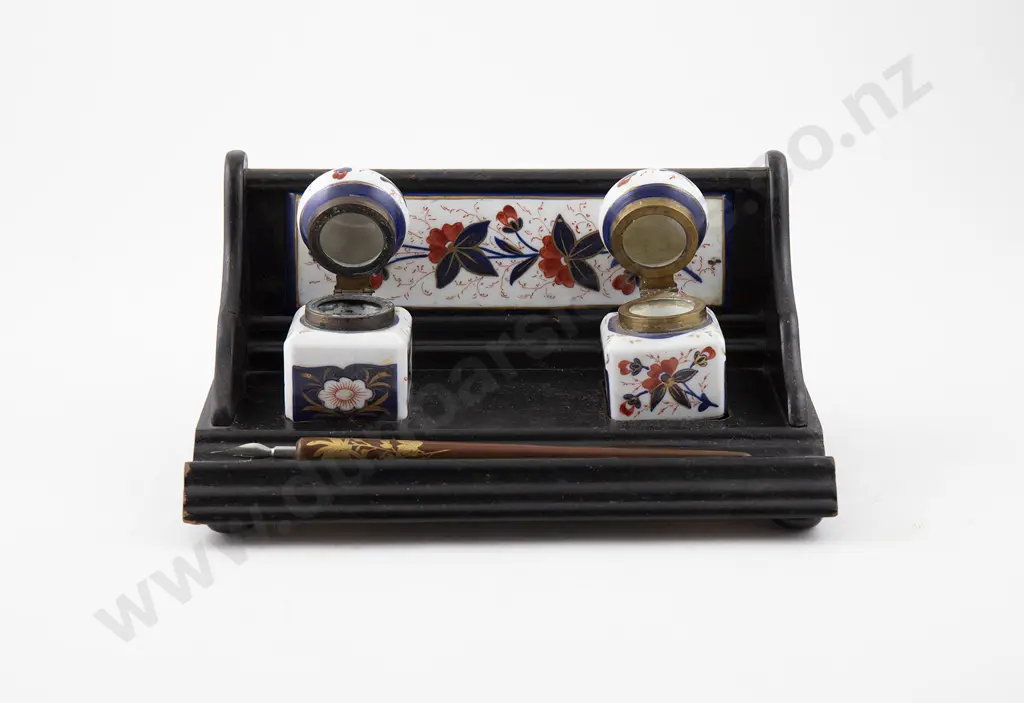 Late Victorian Ebonised Deskstand Image 1++