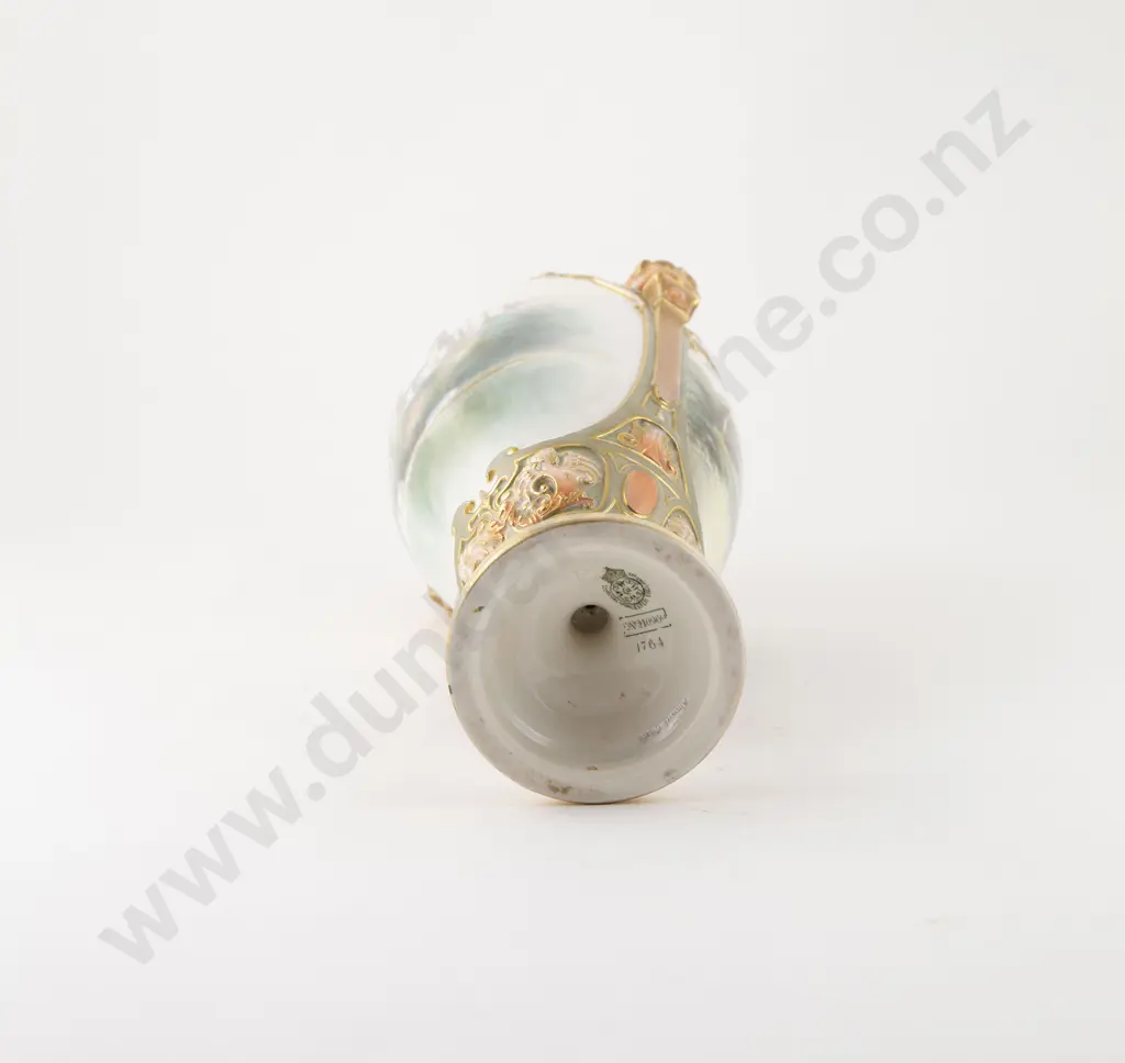 Royal Worcester Vase Image 1++