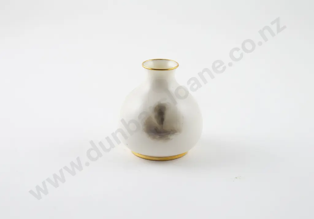 Royal Worcester Posy Vase Image 1++