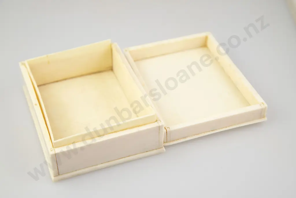 Antique Ivory Cigarette Box Image 1++