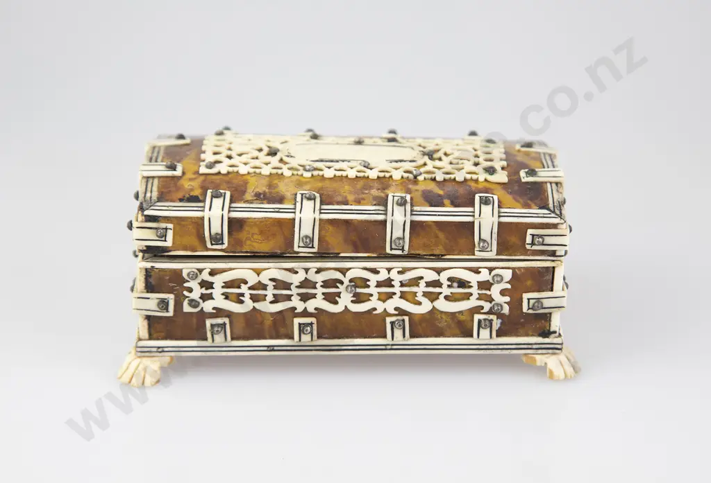 Anglo Indian Tortoiseshell & Bone Jewellery Box Image 1++
