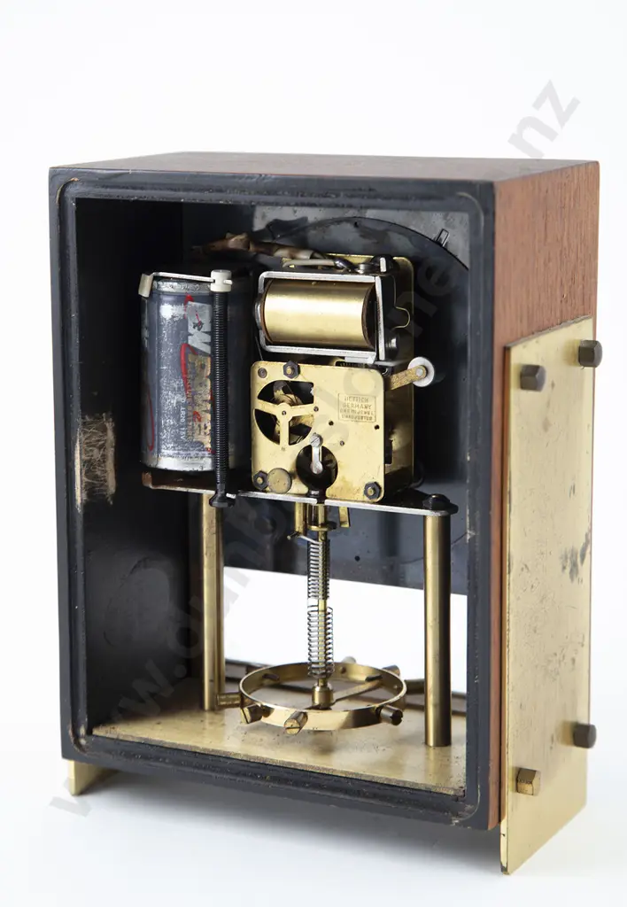 Mid Century Hettich Mantle Clock Image 1++