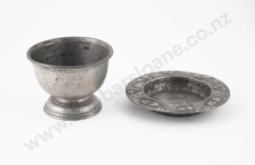 Tudric Pewter Footed Bowl Image 1++
