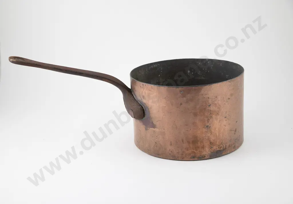 Antique Copper Cooking Pot Image 1++