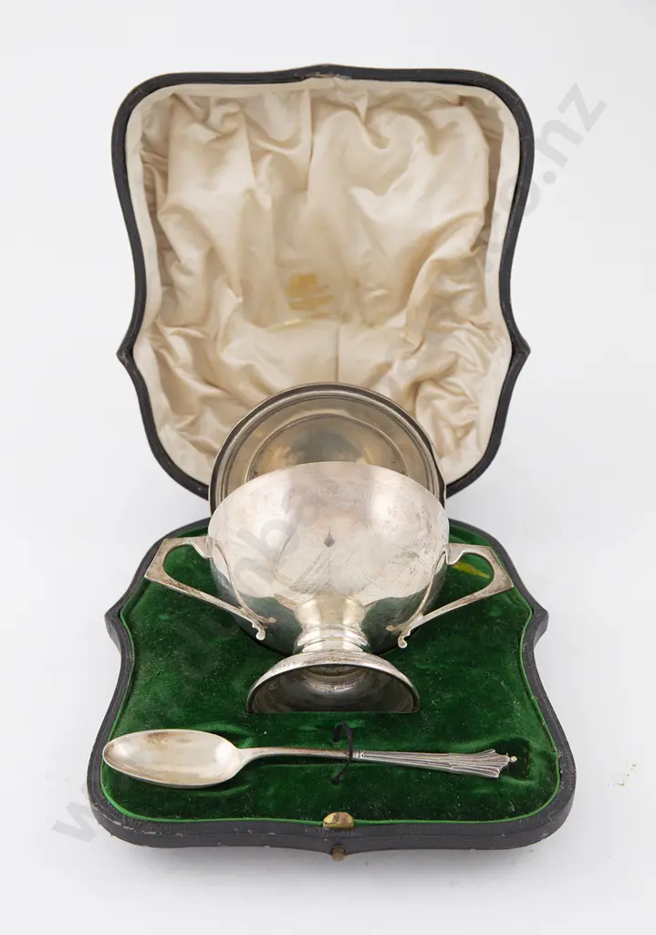 Cased Geo V S/S Cup on Stand & Spoon Image 1++