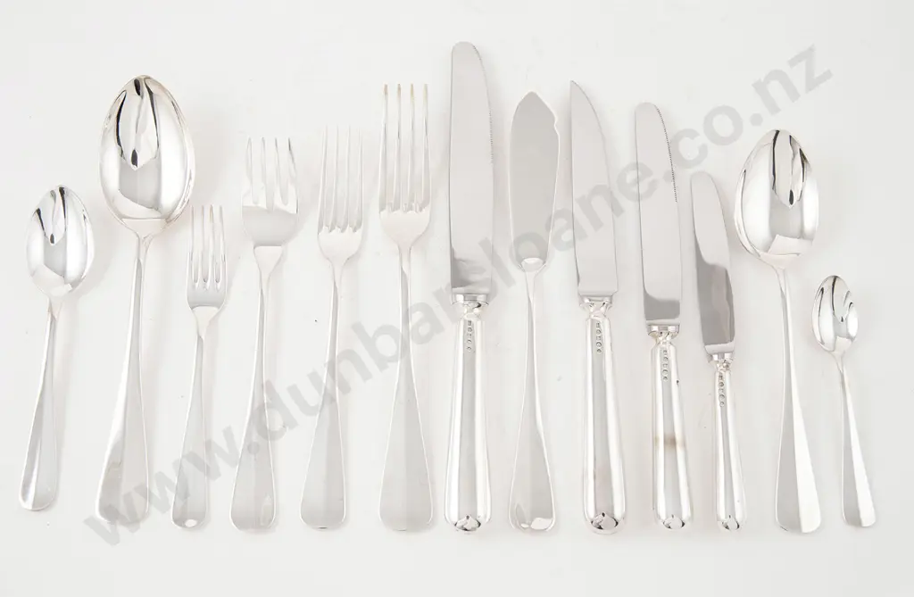 Extensive 126 Piece Sola Hollands Glad Pattern Silver Suite Of Cutlery Image 1++