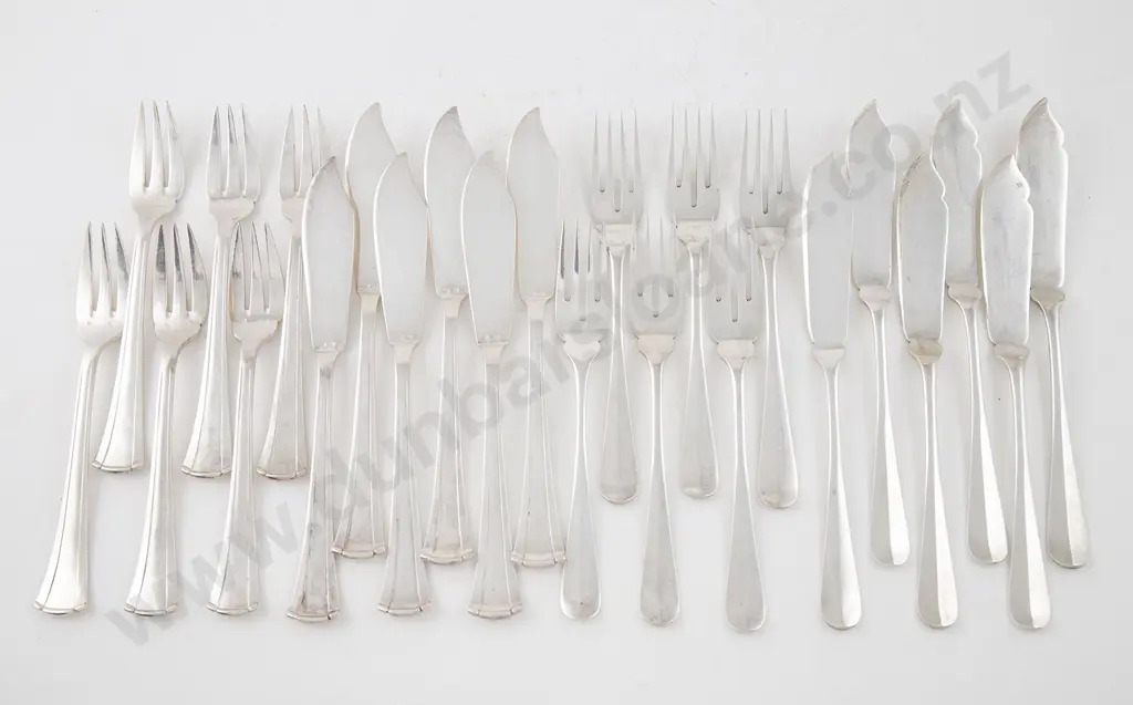 Set Of Twelve Dutch Silver Fish Knives & Twelve Forks Image 1++