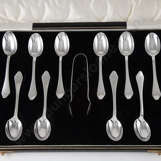 Cased Set Twelve Geo V S/S Teaspoons & Tongs