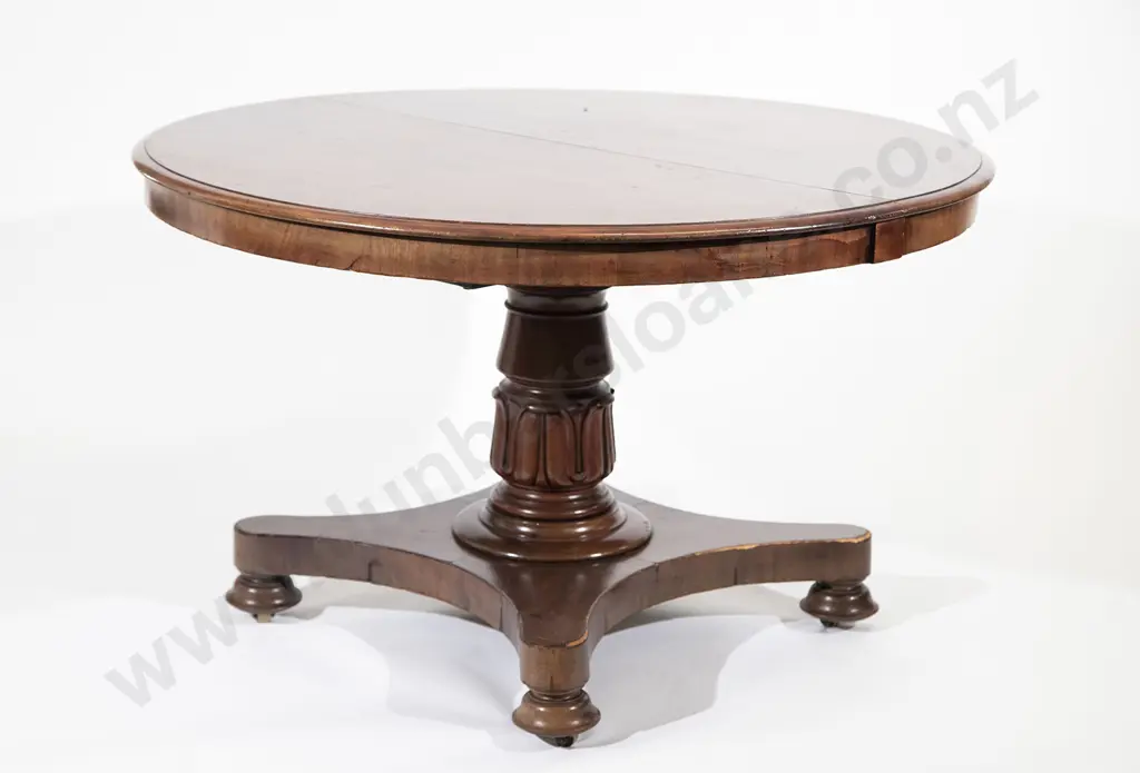 Set Eight WmIV Mahogany Dining Chairs and Extending Table Image 1++