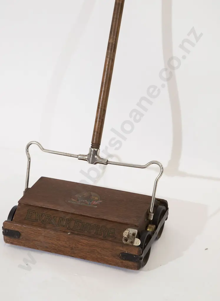 Vintage Ewbank Empire Carpet Sweeper Image 1++