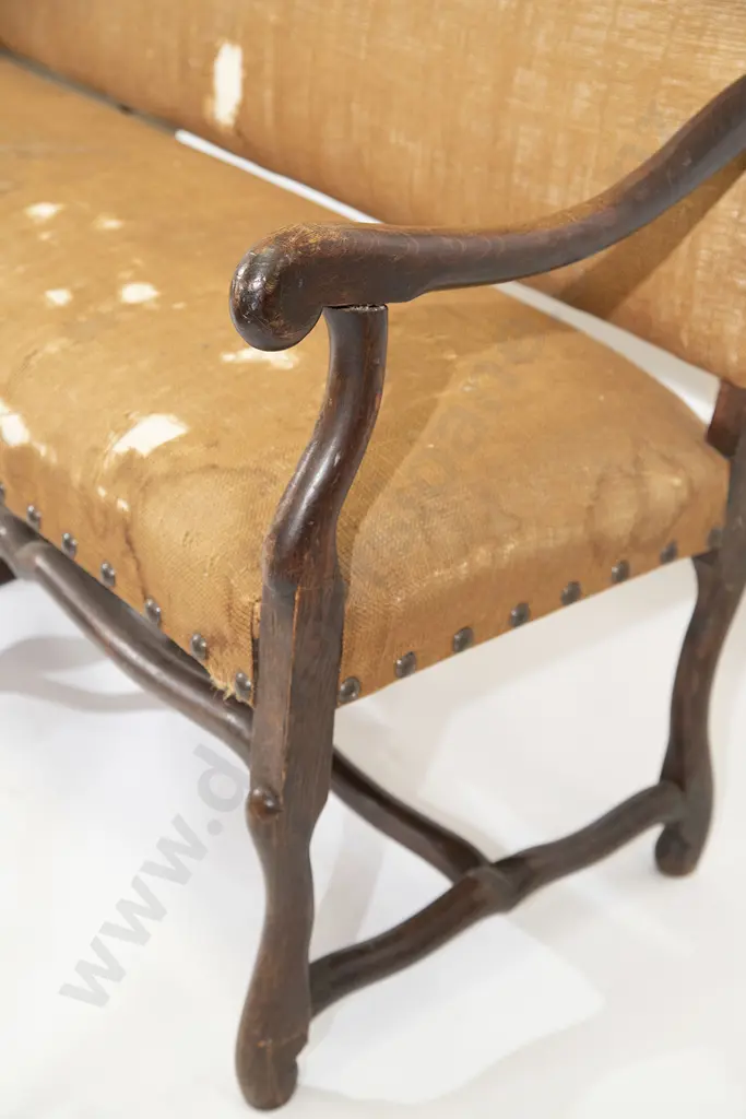 Late C19th French Provincial Oak Settee Image 1++