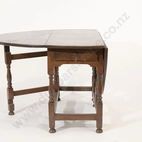 Early C18th Oak Gate Drop Leaf Table