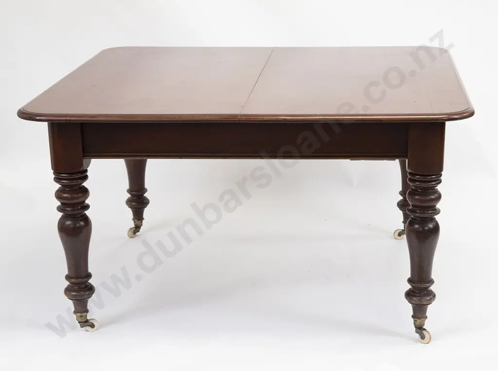 Good Victorian Mahogany Extension Dining Table Image 1++
