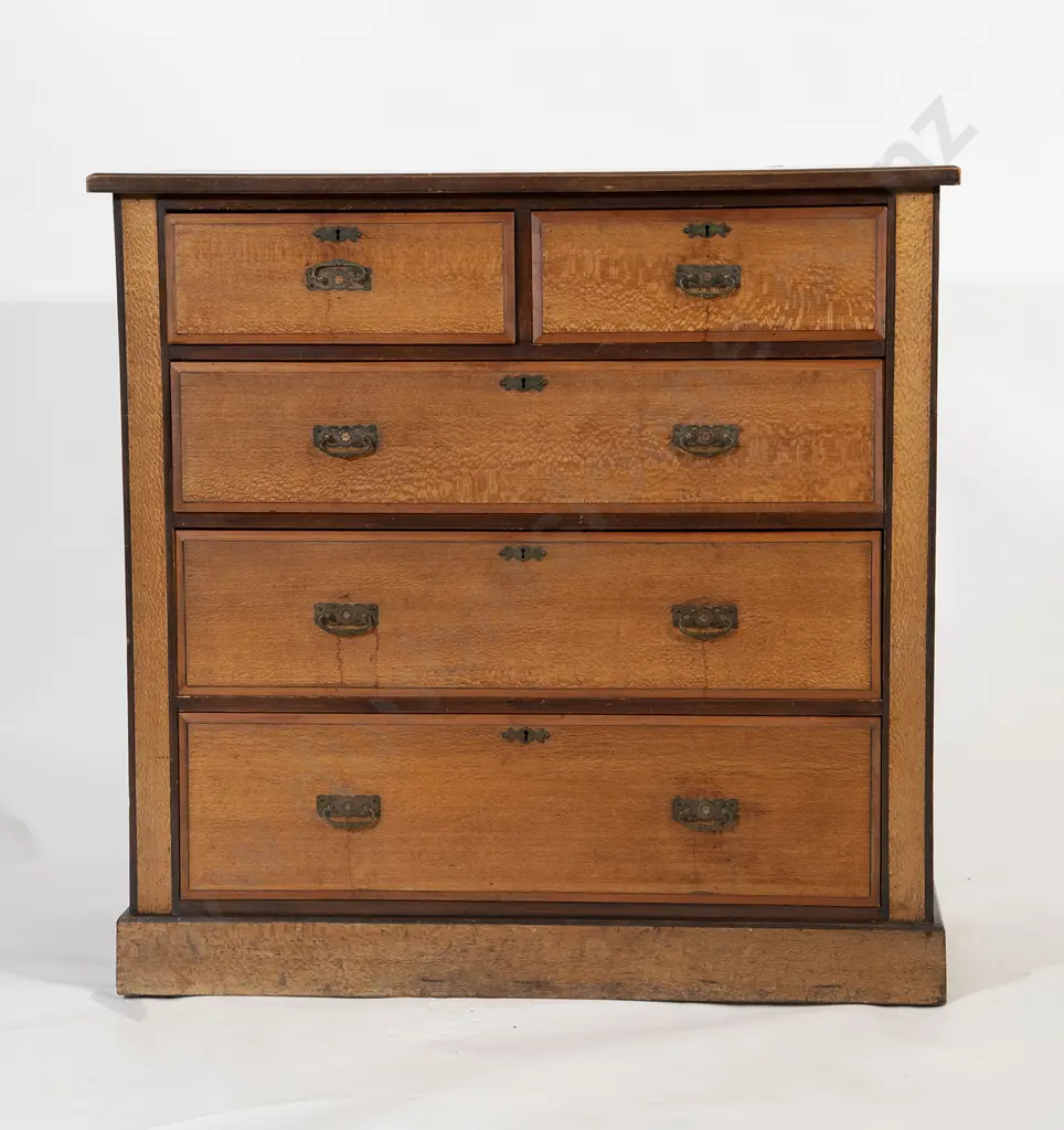 NZ Colonial RewaRewa and Kauri Flat Front Chest Image 1++