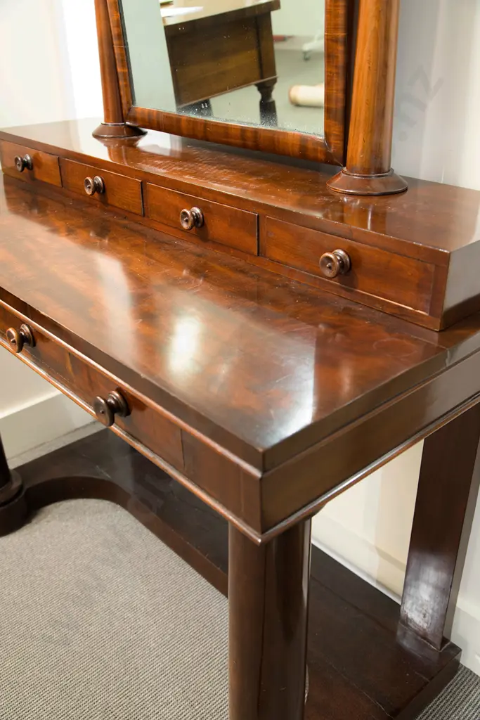 WmIV Mahogany Dressing Table Image 1++