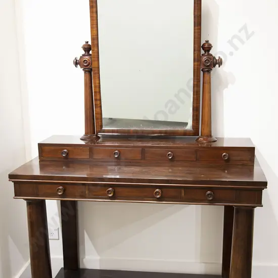 WmIV Mahogany Dressing Table