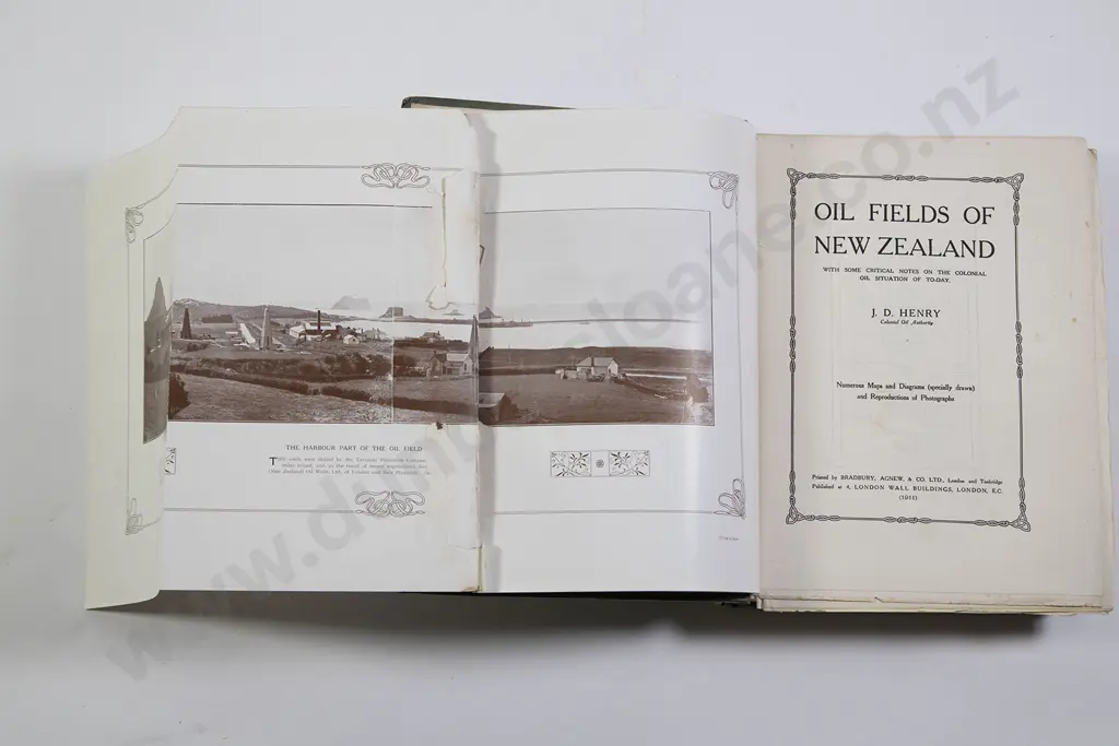Henry J D - Oil Fields Of New Zealand Image 1++