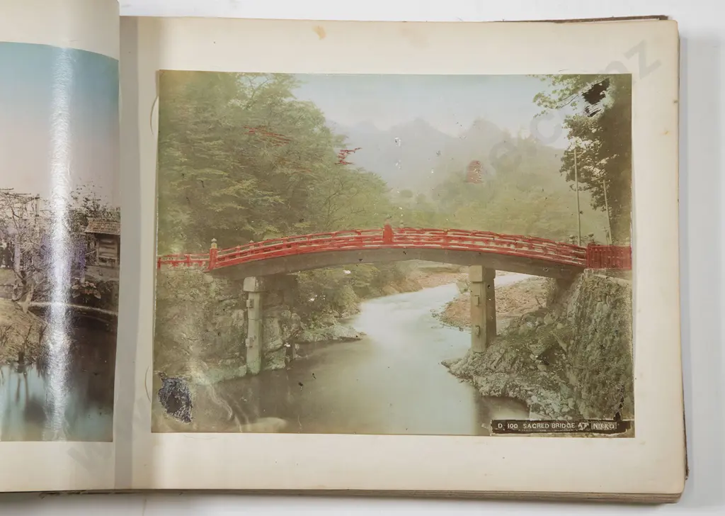 interesting Japanese Album Of Hand Coloured Sepia Photographs c1900-1920 Image 1++