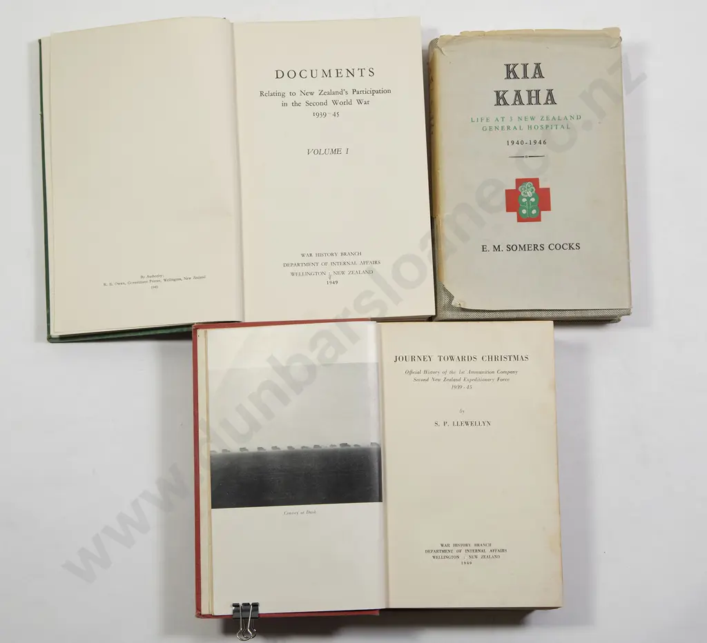 Three NZ WWII Volumes Image 1++