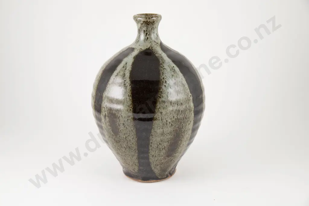 Mirek Smisek Ovoid Vase Image 1++